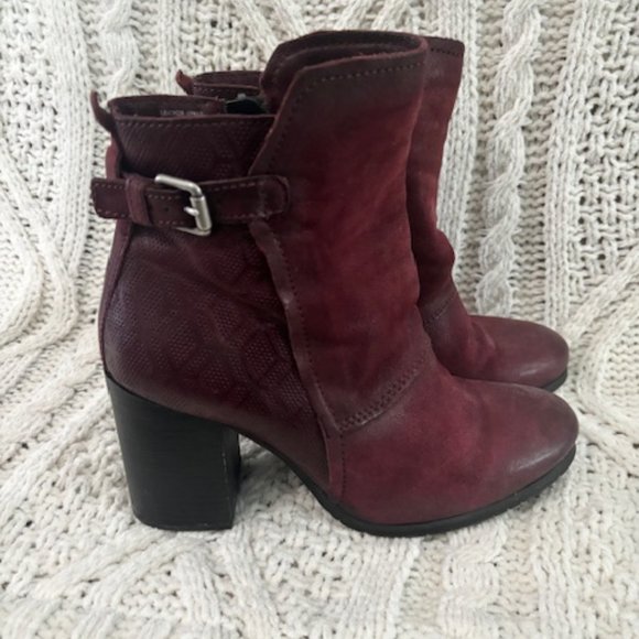 Miz Mooz Boots - Picture 2 of 8